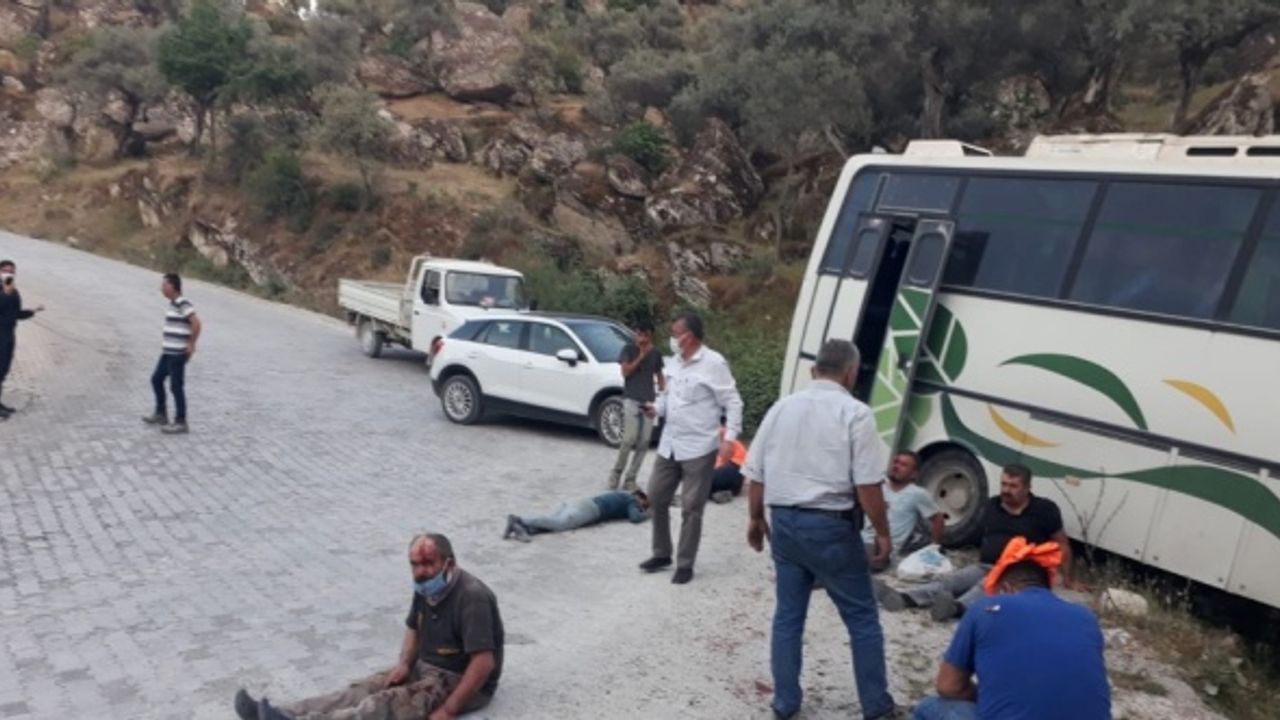 Aydın'da işçileri taşıyan midibüs kaza yaptı: 14 yaralı