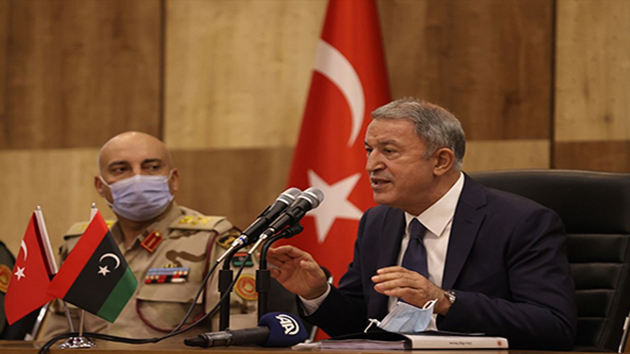 Bakan Akar: Yunanistan'ın girişimleri beyhude bir çaba