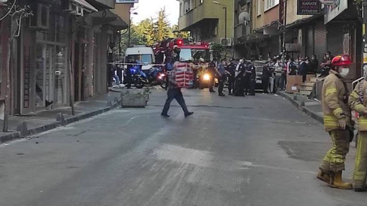 Beşiktaş'ta 6 katlı bina çökme tehlikesi nedeniyle boşaltıldı