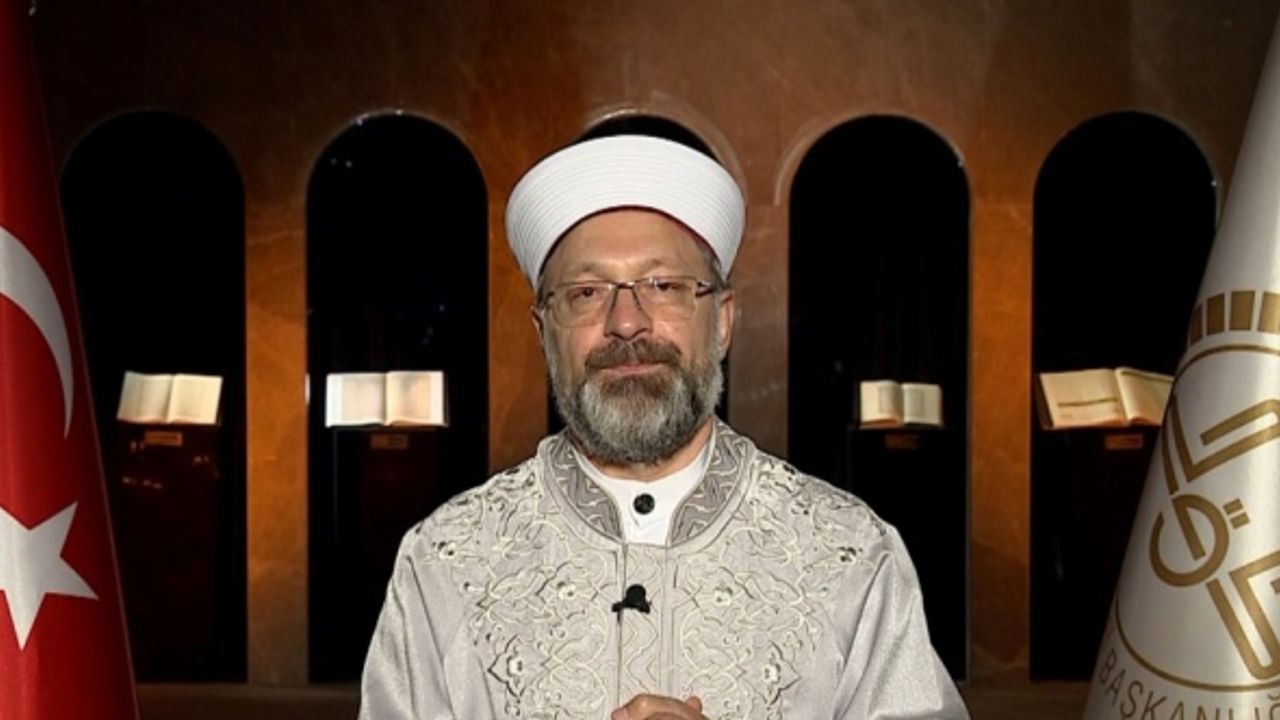 Diyanet İşleri Başkanı Erbaş: "İslamofobi, içinde ırkçılık barındıran bir İslam düşmanlığıdır"