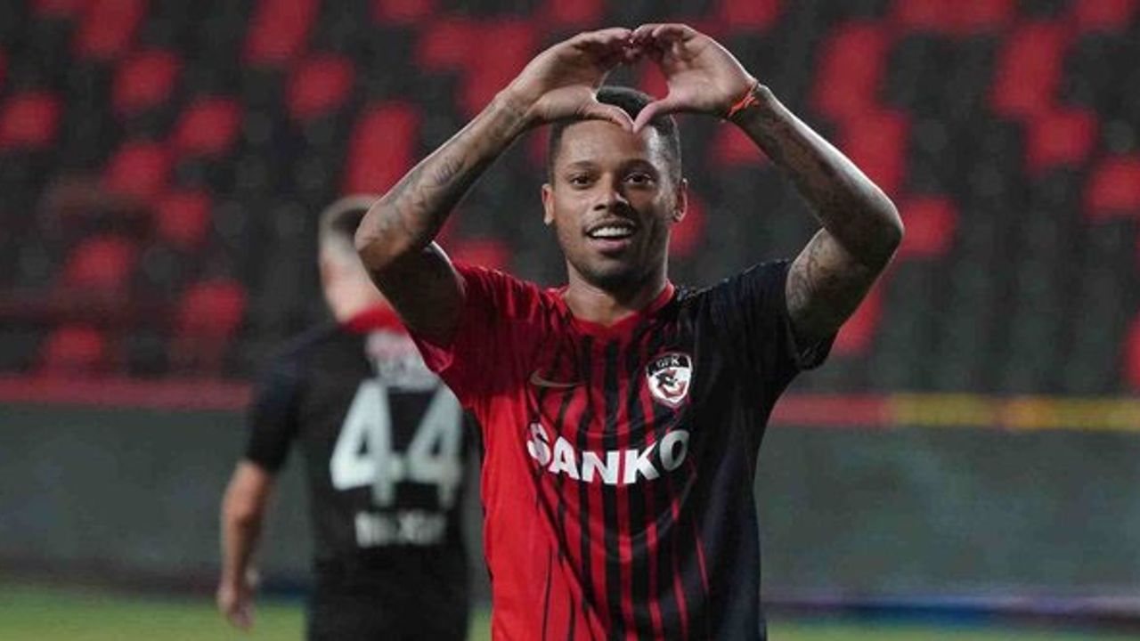Gaziantep'te Brezilyalı futbolcu Andre Felipe ile yollar ayrıldı