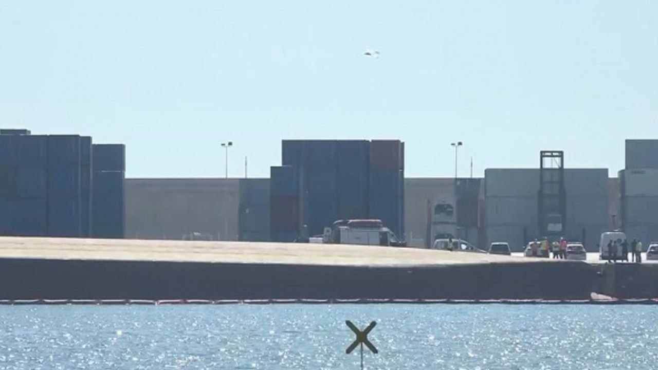 İspanya'da Castellon Limanı'ndaki bir Türk gemisi yük alımı sırasında battı