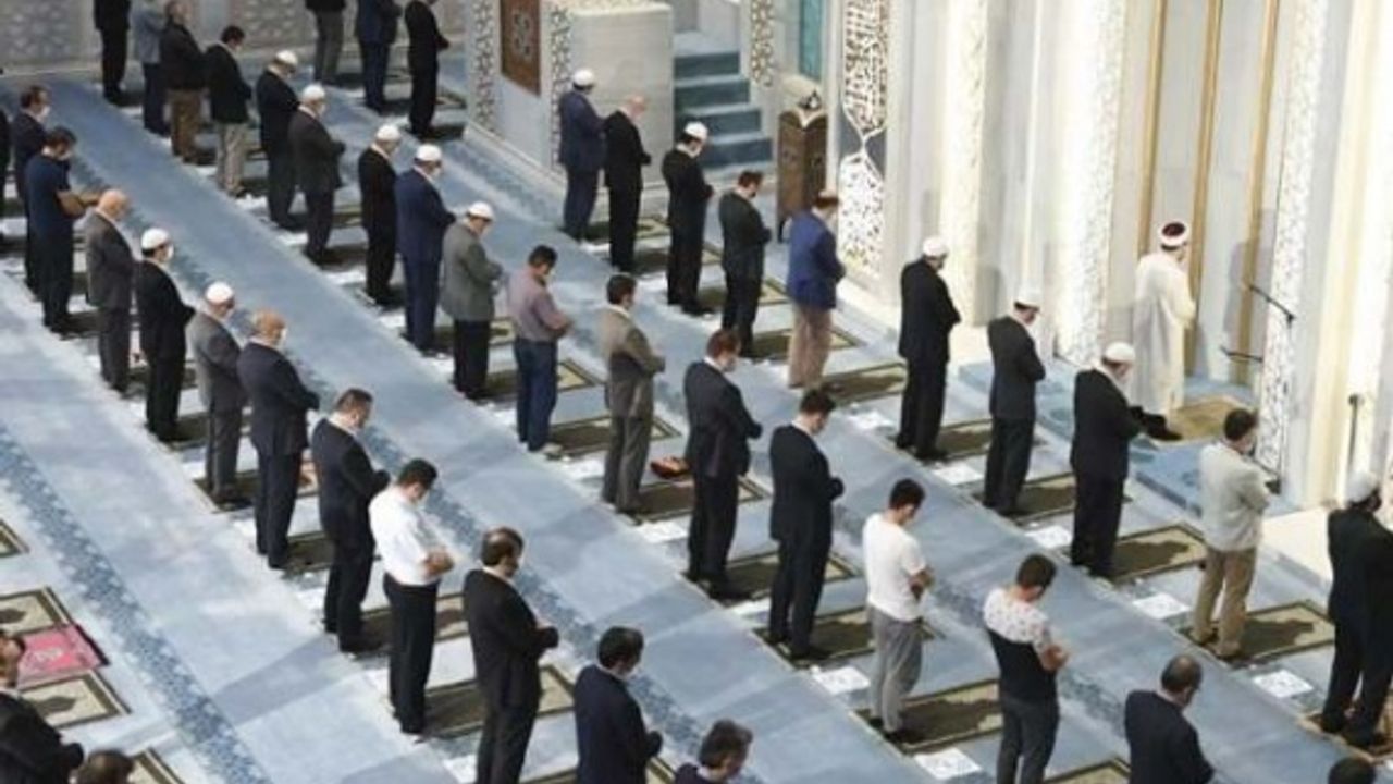 İşte il il bayram namazı saatleri!