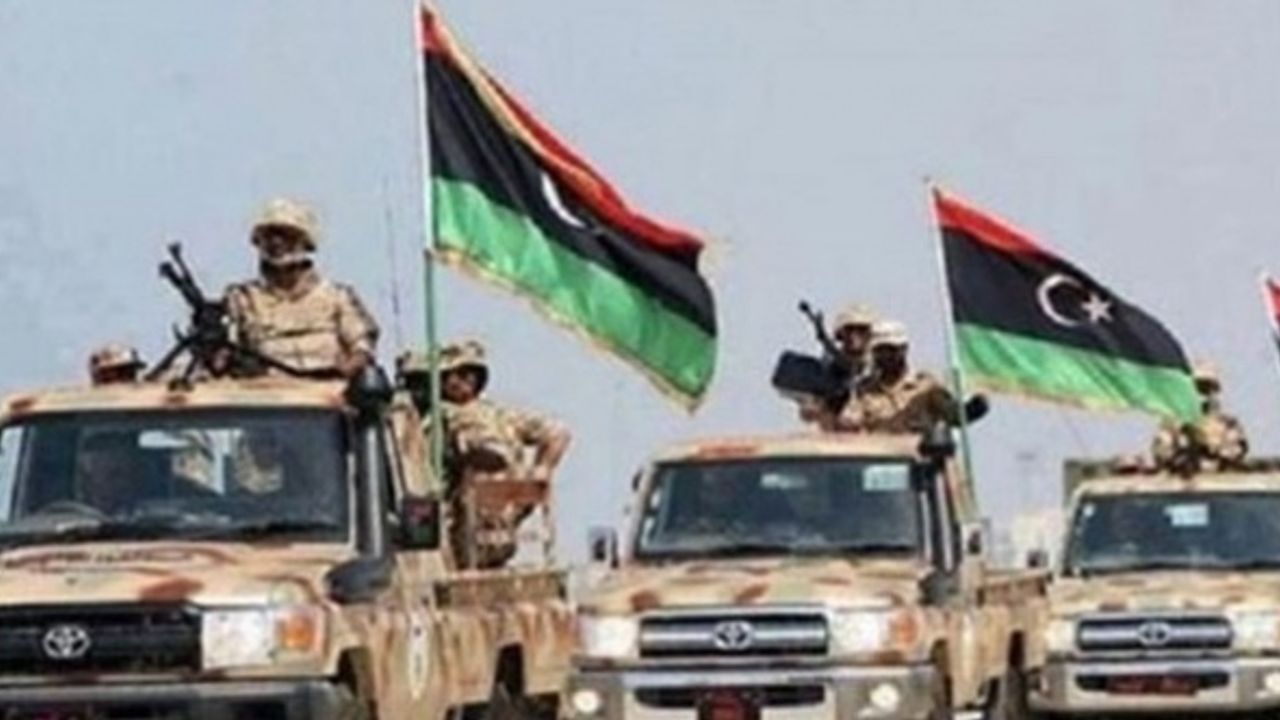Libya ordusu: Hafter'in kontrolündeki Sirte'ye bir askeri kargo uçağı indi