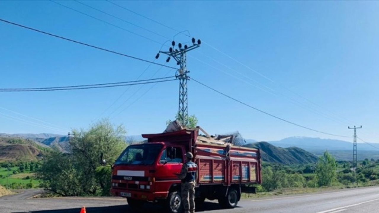 Malatya'da Kovid-19 tedbirlerini ihlal eden 164 kişiye 553 bin 502 lira ceza