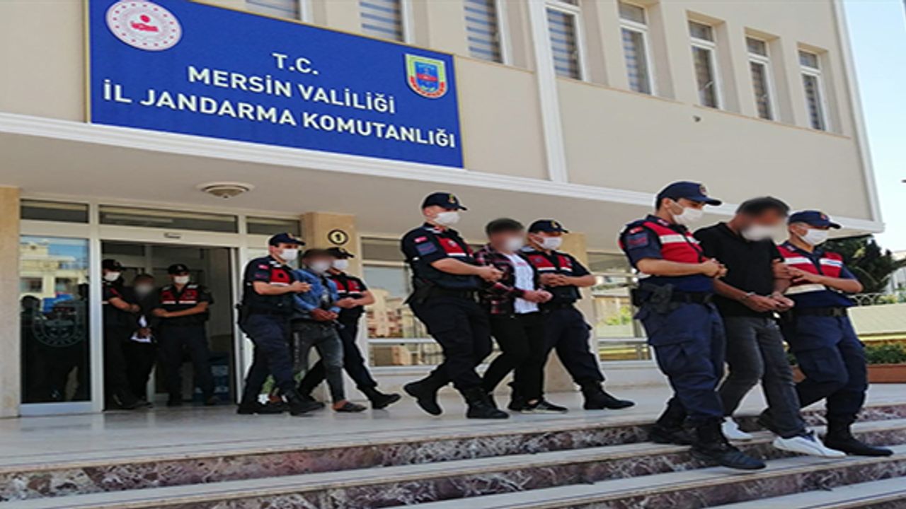 Mersin'de terör örgütü PKK/KCK'ya yönelik operasyonda 10 kişi yakalandı