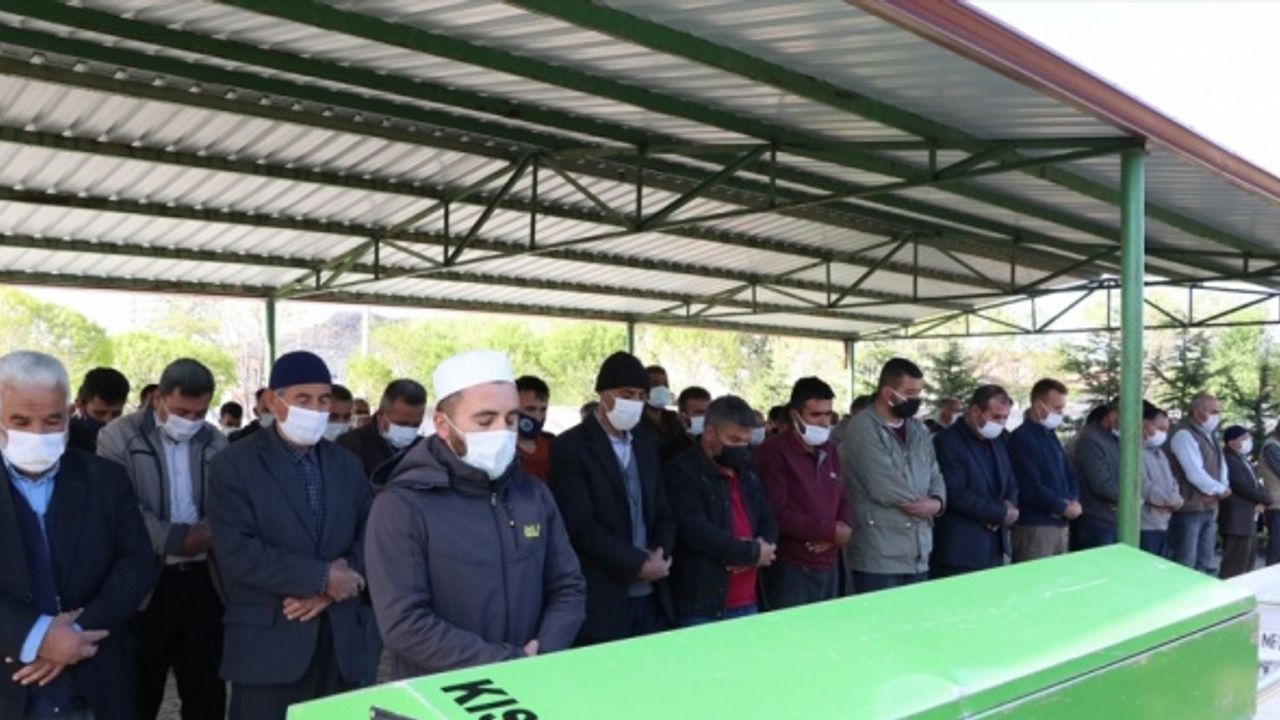 Niğde'de Anneler Günü'nde oğlu tarafından tüfekle vurulan anne hayatını kaybetti