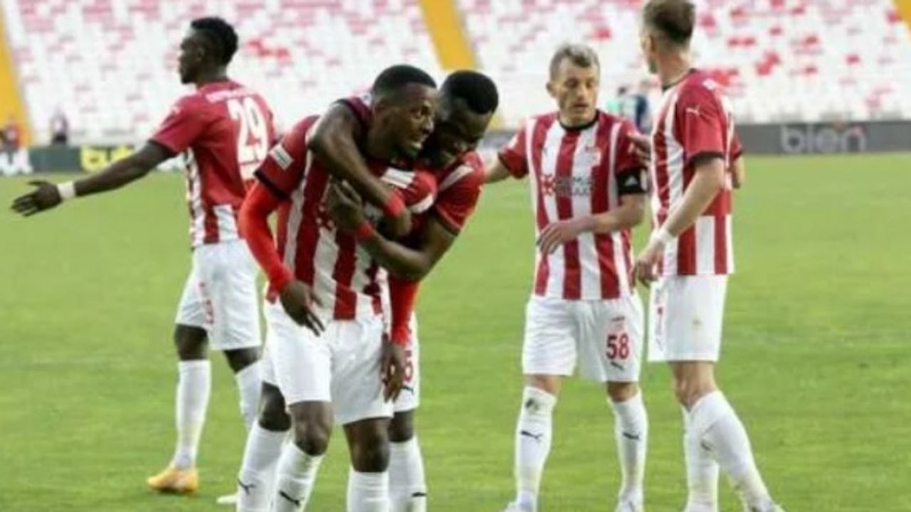 Süper Lig'in kapanış haftasında, Sivasspor  ligi 5. sırada tamamladı!
