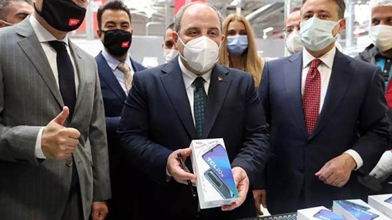 TCL, Türkiye'de telefon üretimine başladı