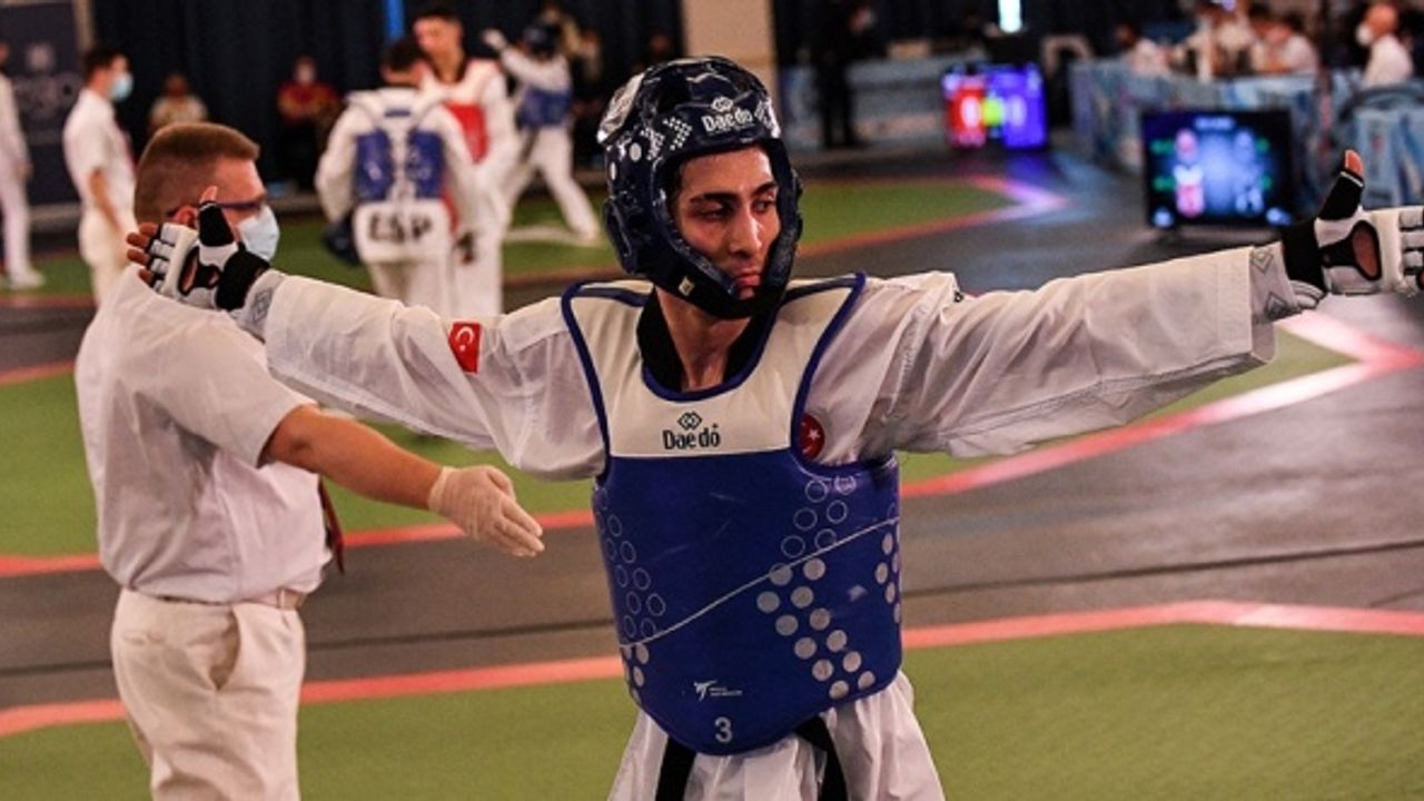 Tekvandoda 5. olimpiyat kotası Hakan Reçber'den