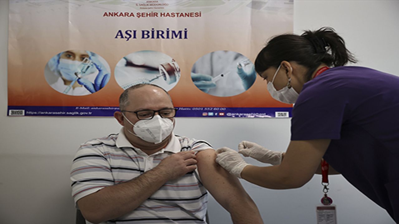 50 yaş ve üzerindekilerin aşılanmasına başlandı
