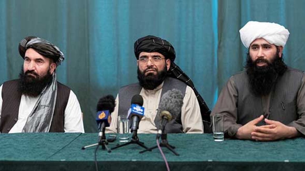 Afganistan'da 2 ilçe Taliban'ın kontrolüne geçti