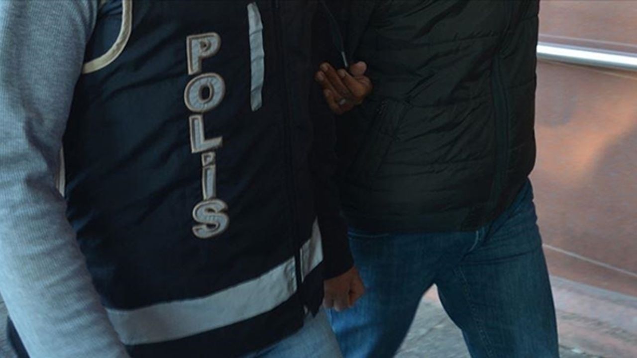 Eskişehir'de yakalanan 9 FETÖ şüphelisi tutuklandı