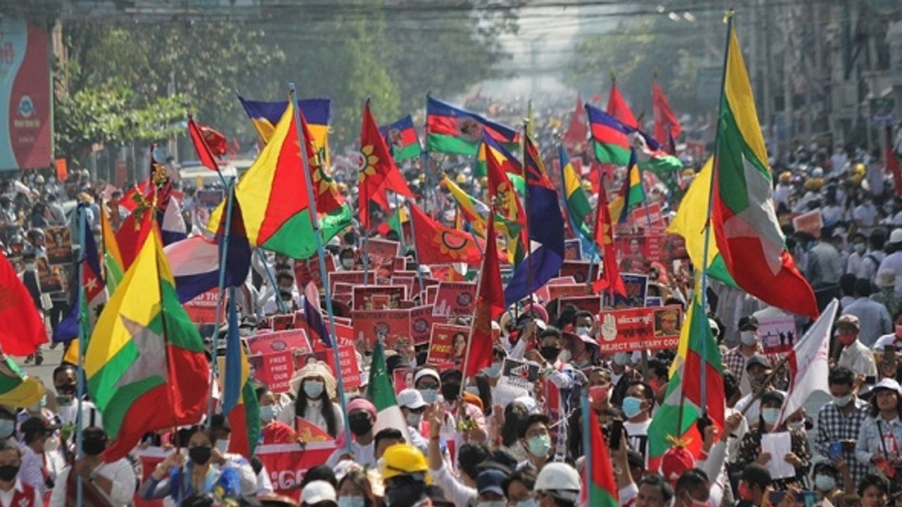 BM İnsan Hakları Yüksek Komiseri Bachelet: "Myanmar'da durum insani bir felakete dönüştü"