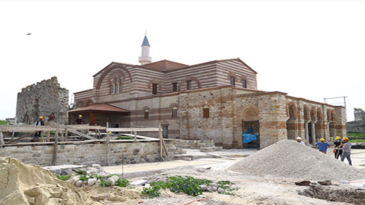 Fatih'in yadigarı, 56 yıl sonra yeniden ibadete açılacak caminin restorasyonunda sona gelindi