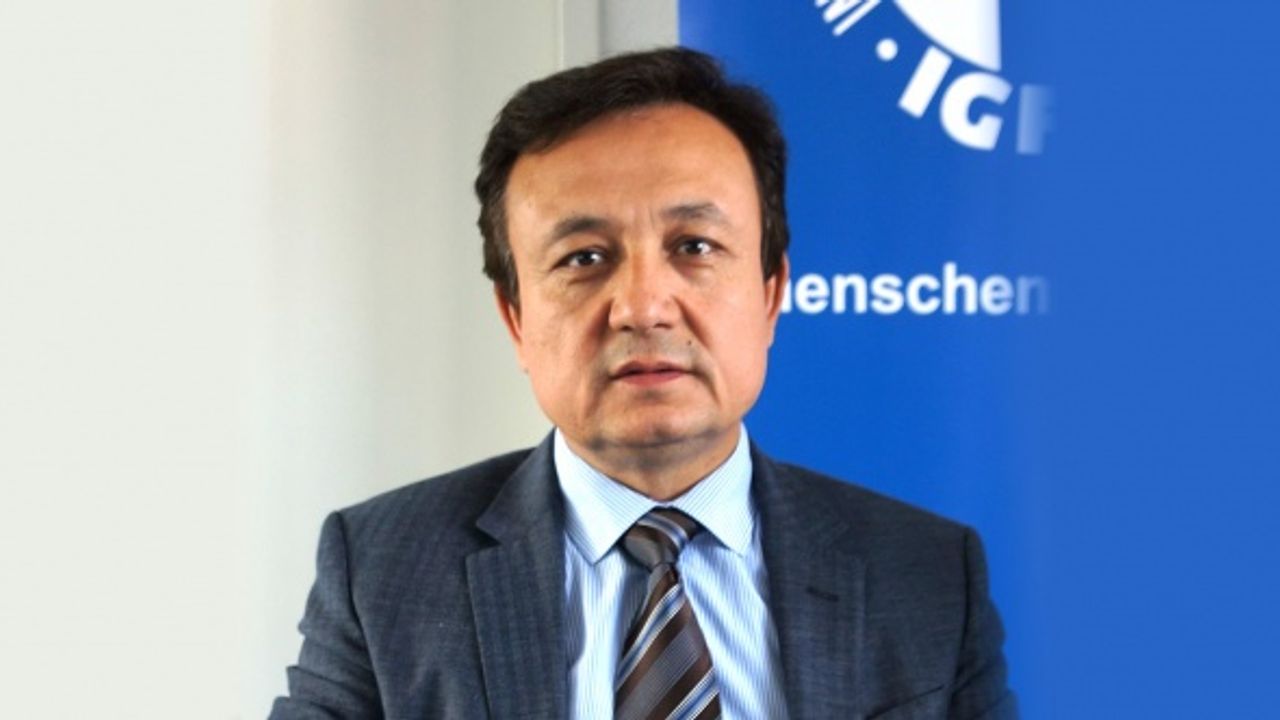 Halis Özdemir'den dikkat çeken yazı: "Dünya Uygur Kurultayı Başkanının Türkiye'ye Girişi Neden Yasak!"