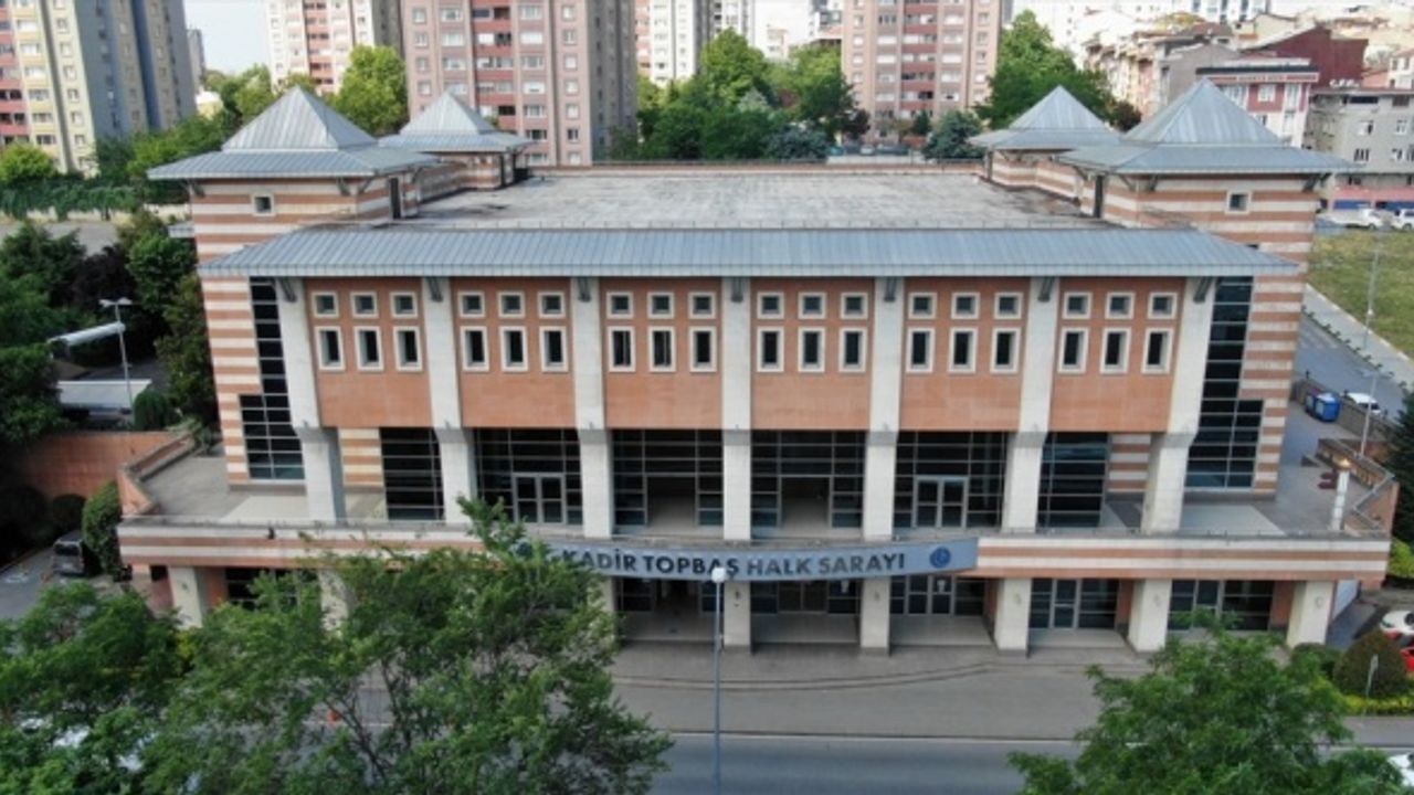 Kadir Topbaş'ın adı Bağcılar Belediyesine ait Halk Sarayı'na verildi