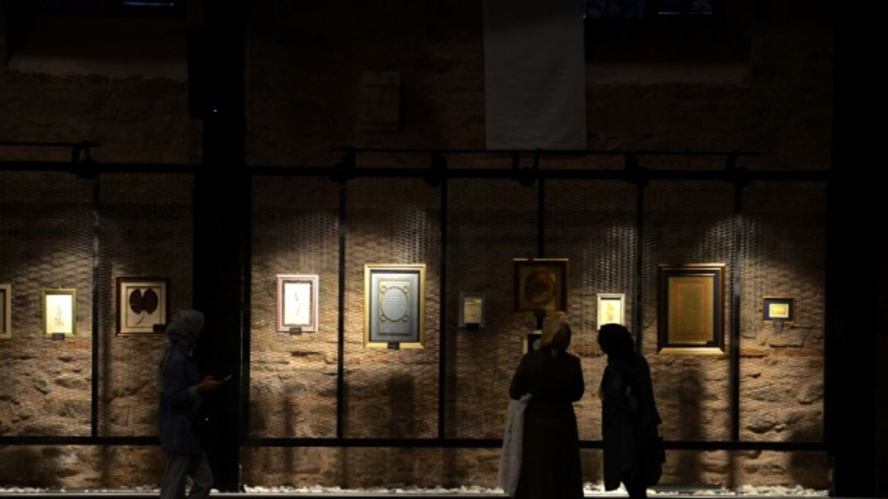Konya'da Türk-İslam sanatı eserleri sergisi ziyarete açıldı