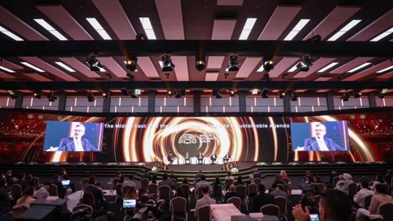 Koronavirüs sürecinde yapılan ilk uluslararası forum: Antalya Diplomasi Forumu! İşte detaylar...