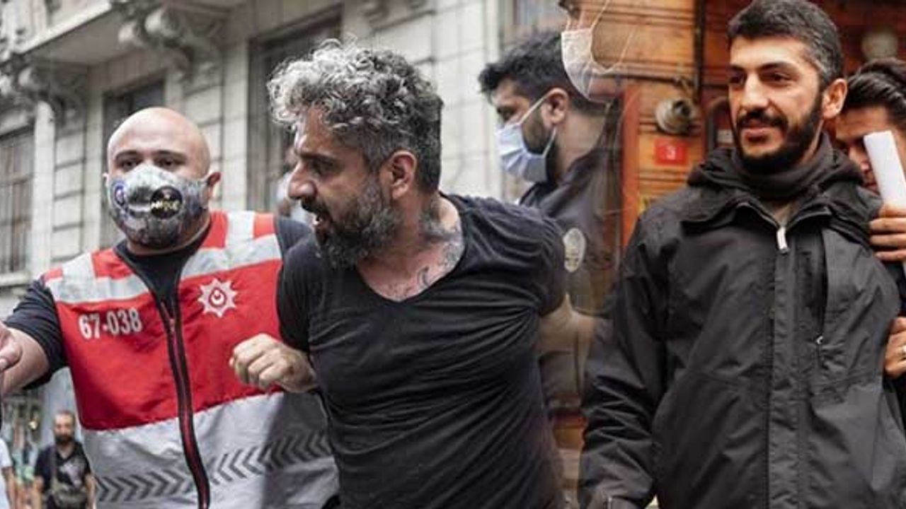 LGBT eyleminde gözaltına alınan AFP muhabiri Bülent Kılıç, Mustafa Özer'i öldürtmeye çalışmış!
