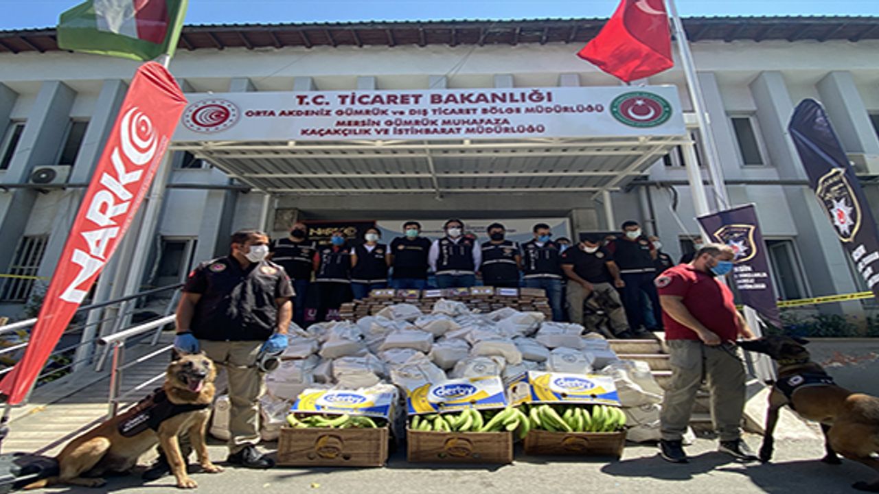 Mersin Limanı'nda 1 ton kokain ele geçirildi