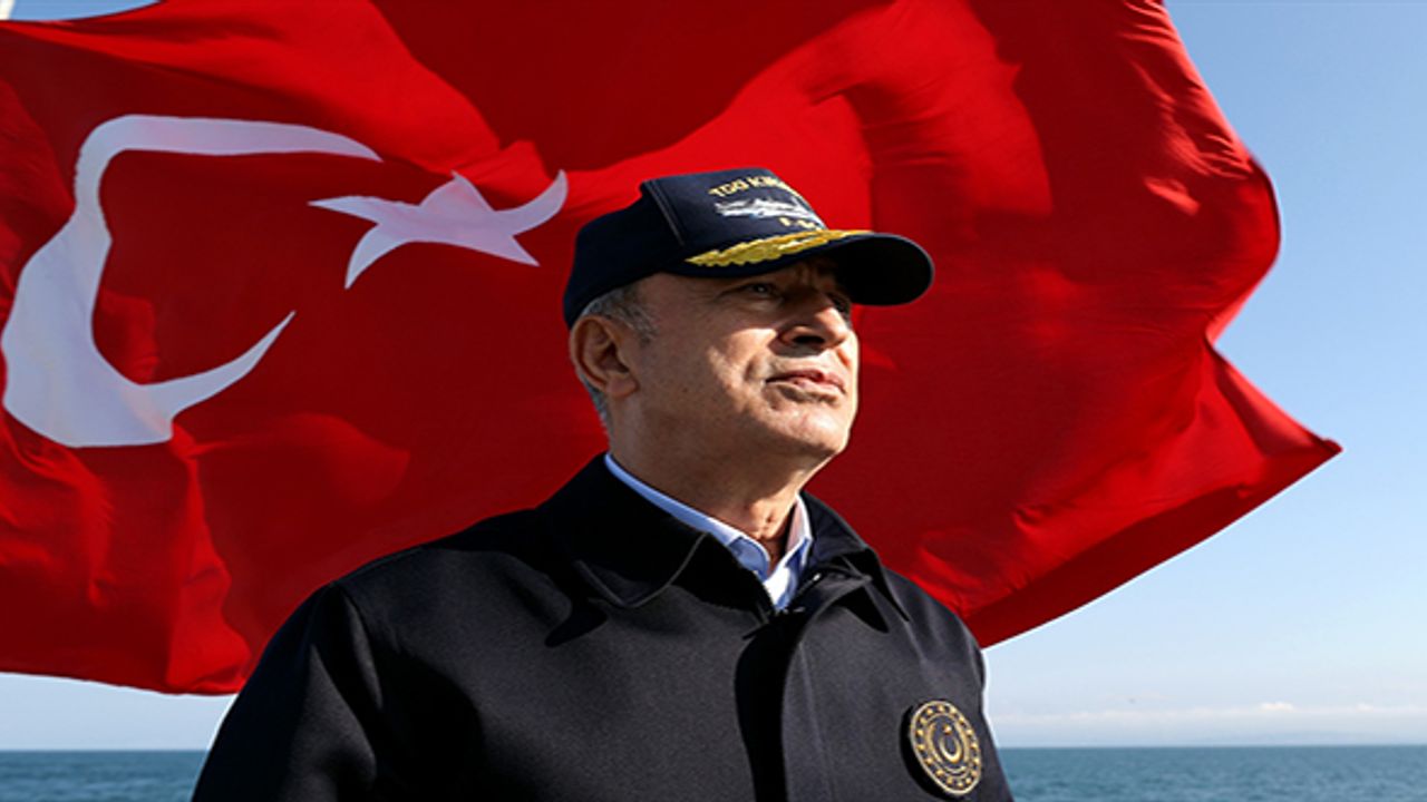 Milli Savunma Bakanı Akar'dan "Mehmetçik görevinin başında" mesajı