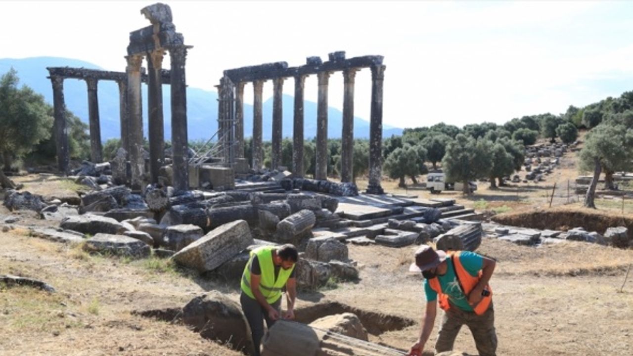 Muğla'da 2 bin 200 yıl önce yaptırılan Zeus Tapınağı eski ihtişamına kavuşuyor