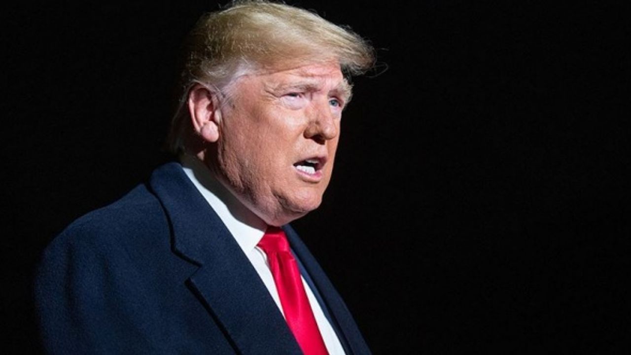 Trump'a şok! 2023'e kadar yasaklandı!