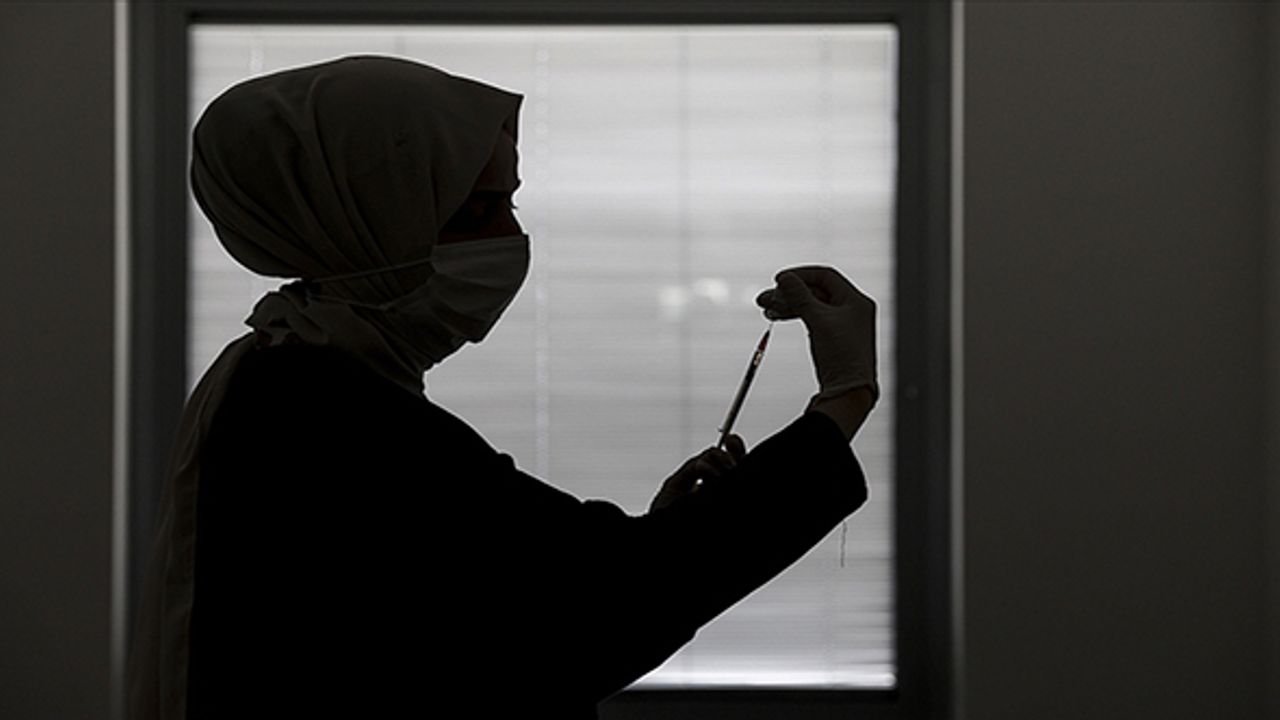 Bakanlıktan yerli aşı çalışmalarında tercih edilen 'adenovirüs' açıklaması