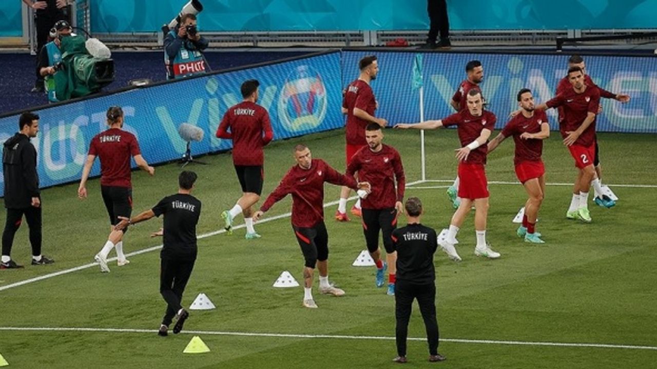 Türkiye-Galler maçı 11'leri belli oldu! İşte kadrolar...