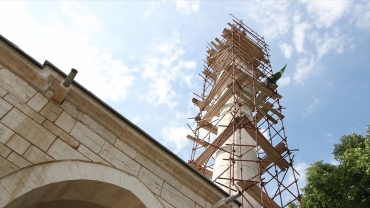 Vakıflar Genel Müdürü Ersoy, Bosna Hersek'te bu yıl 5 eser için daha çalışma yapacaklarını söyledi