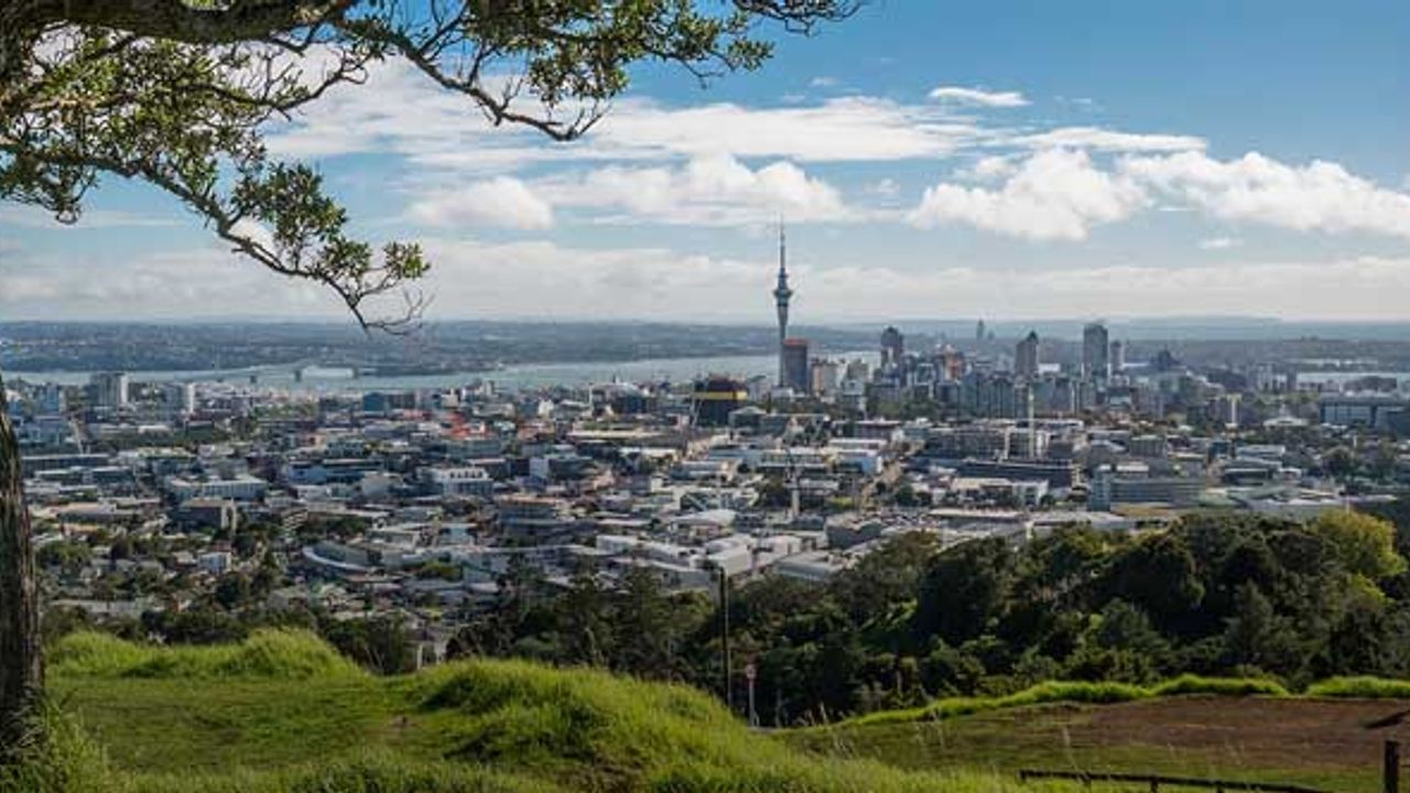 Yeni Zelanda’nın Auckland kenti yaşanabilir şehirler sıralamasında ilk sıraya yükseldi