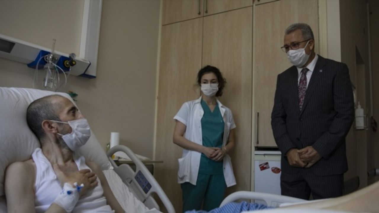 Almakta zorlandığı 'nefes'i kızına isim olarak veren İzmirli hasta, akciğer nakliyle sağlığına kavuştu