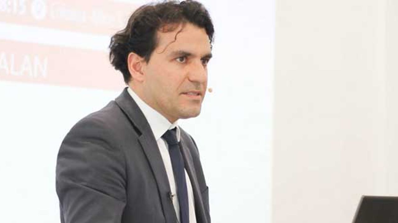 Almanya'da Türk akademisyen Ahmet Ünalan, Die Welt gazetesine karşı hukuki süreç başlattı