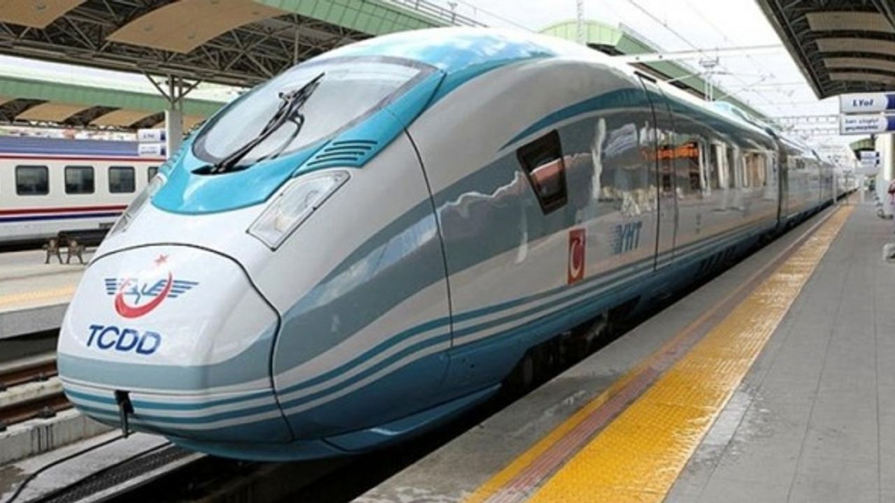 Aşırı yağış nedeniyle Ankara-Konya YHT hattındaki tren seferleri iptal edildi