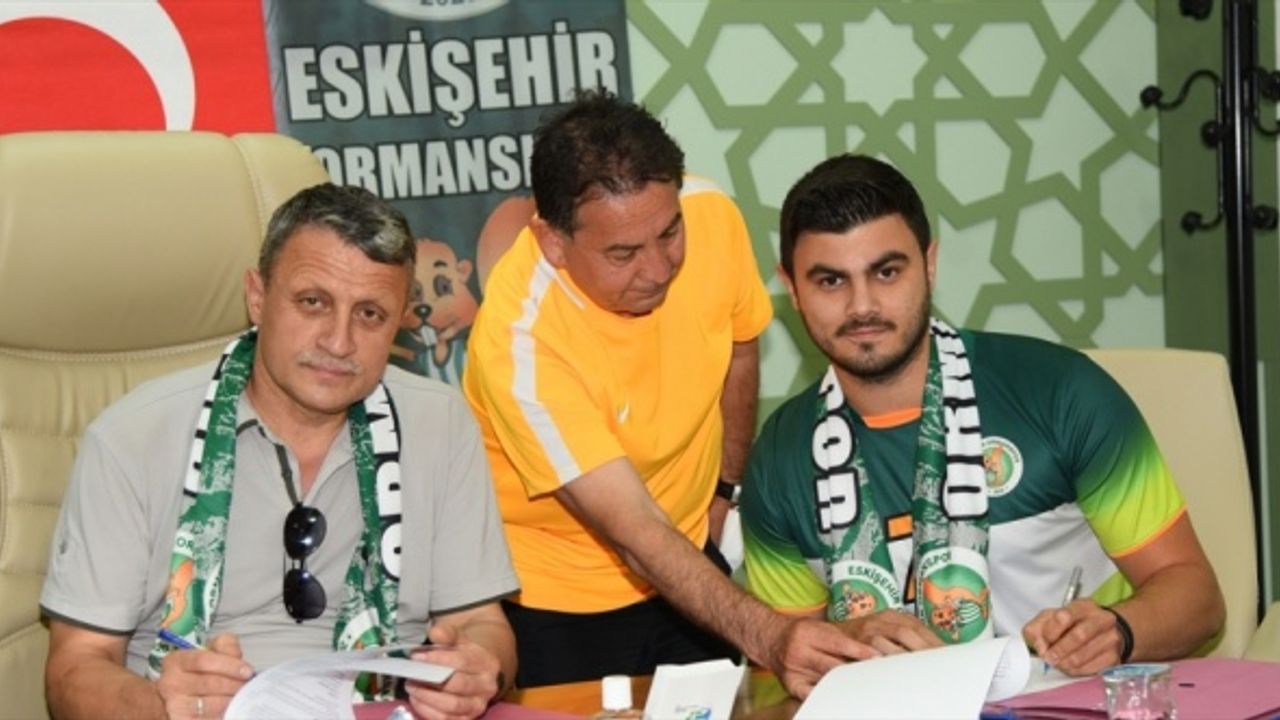 Eskişehir Ormanspor, Murat Beyaztoprak'ı transfer etti