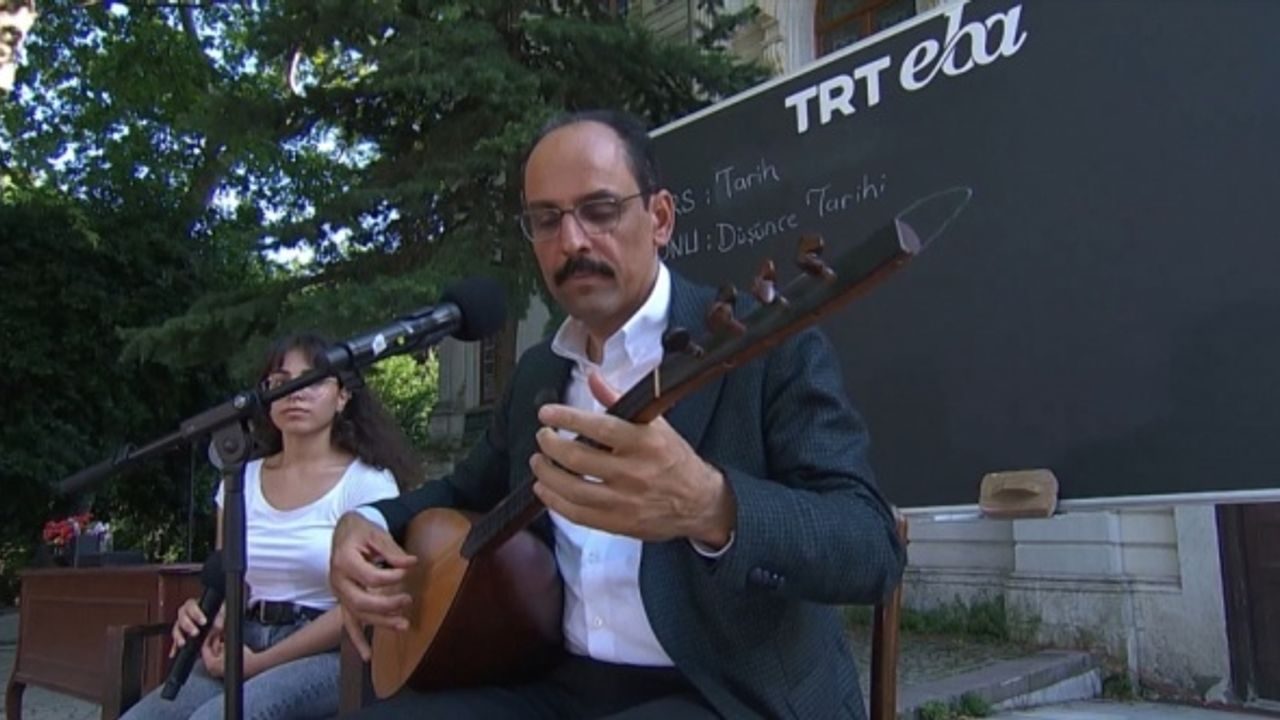 Gençlere rol model olan isimler TRT EBA'da lise öğrencileriyle deneyimlerini paylaşacak