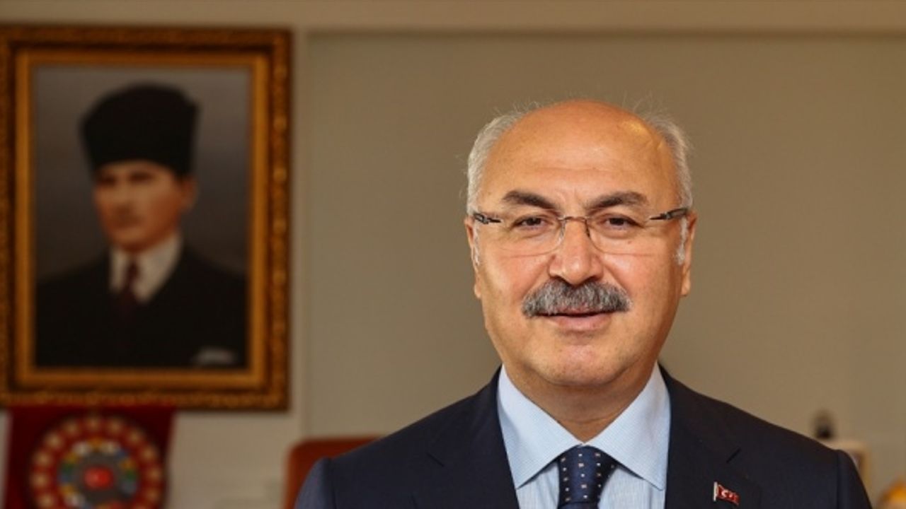 İzmir'de restorasyonu süren Tarihi Hükümet Konağı'nın 15 Temmuz'da hizmete girmesi hedefleniyor