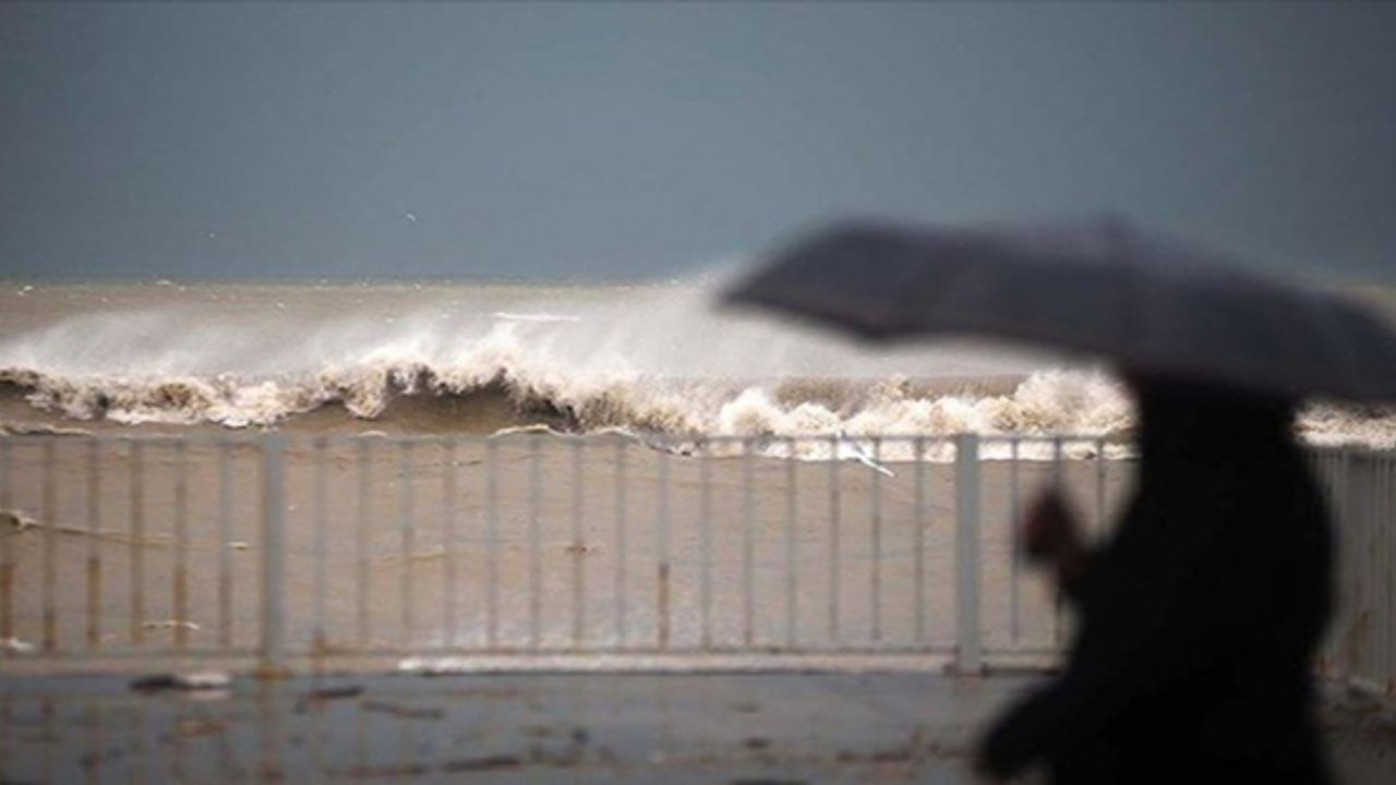 Meteoroloji'den bu iller için kuvvetli yağış ve fırtına uyarısı