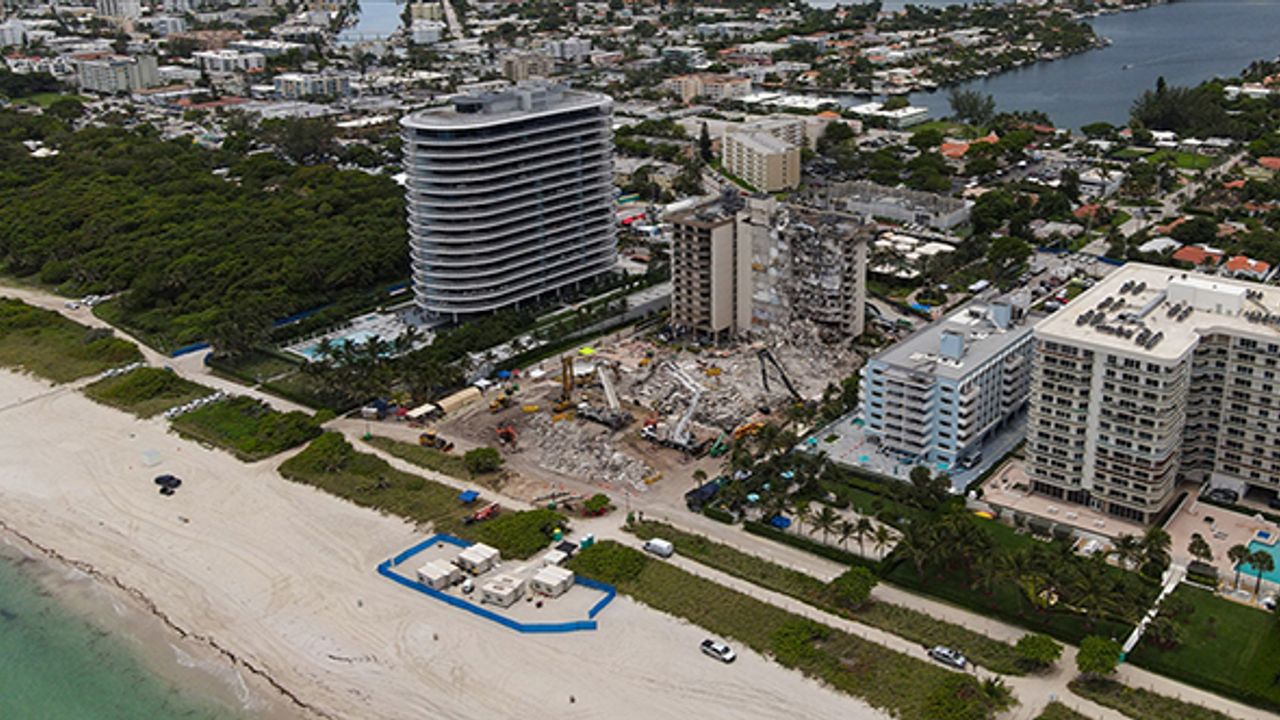 Miami'de bir kısmı çöken 13 katlı binada ölenlerin sayısı 27'ye çıktı