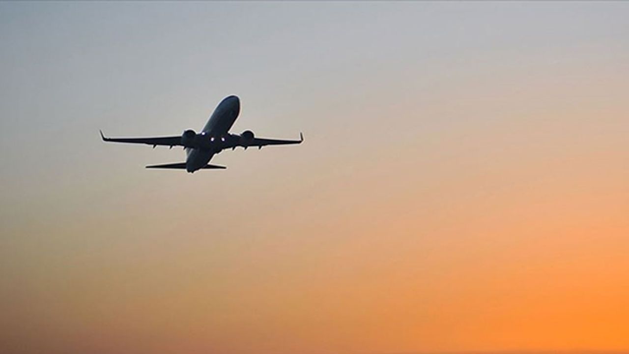 Rusya'da 28 kişiyi taşıyan uçak ile bağlantı kesildi!