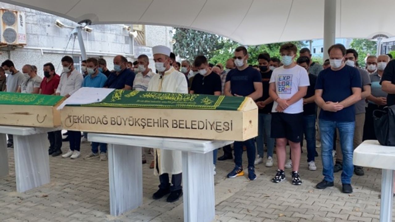 Tekirdağ'da sahte içkiden zehirlenen 9 kişinin tedavisi sürüyor