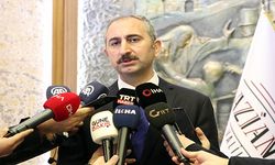 Bakan Gül: Anayasa Mahkemesinin kararları bağlayıcıdır