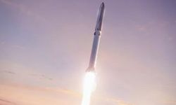 Elon Musk'ın yeni projesi roketleri havada yakalıyor...