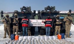 Hakkari'de 99 kilo eroin ve 60 litre asit anhidrit ele geçirildi