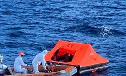Muğla'da Türk kara sularına itilen 5 düzensiz göçmen kurtarıldı