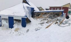 Rusya'da 'çığ' felaketi! 12 kişi kar altında kaldı!