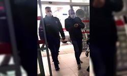 Cezaevinden izinle çıkan kişi, uzaklaştırma kararına rağmen annesini darbetti