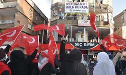 Şırnak'ta terör mağduru aileler HDP İl Başkanlığı önünde eylem yaptı