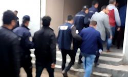 42 ilde FETÖ'nün TSK yapılanmasına yönelik operasyon düzenlendi!